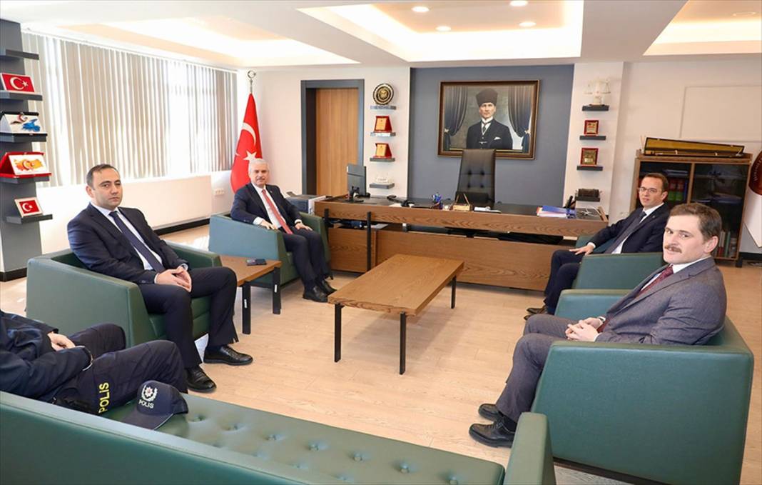 Konya Valisi Akın, leblebi diyarı ilçede 12